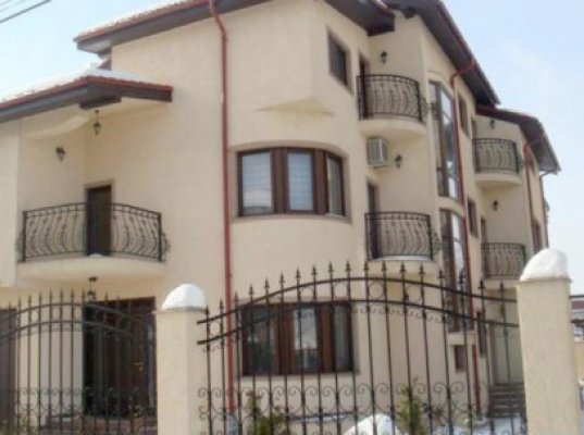 Reduceri de milioane la vilele de lux din Constanţa